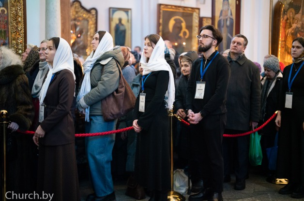Митрополит Вениамин возглавил вечерню с чином прощения в Свято-Духовом кафедральном соборе города Минска