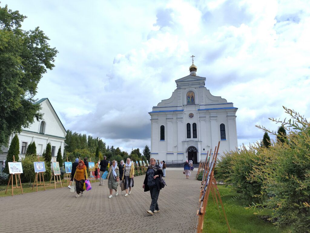 09.jpg